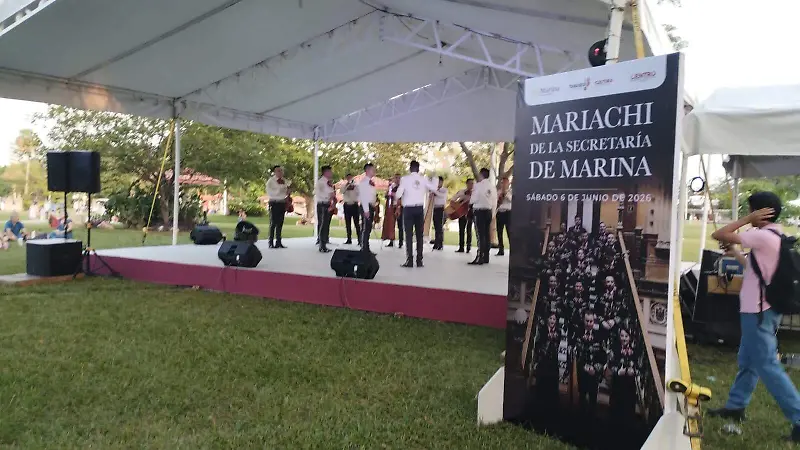 El mariachi en el escenario